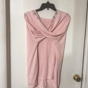 XL pink longsleeve GAIAM yoga top with loophole